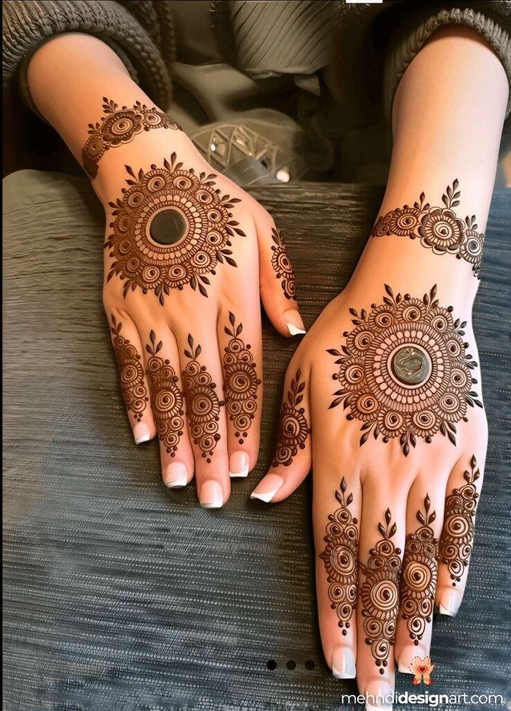 40+ Elegant Mehndi Designs: Timeless Beauty for Every Occasion 20