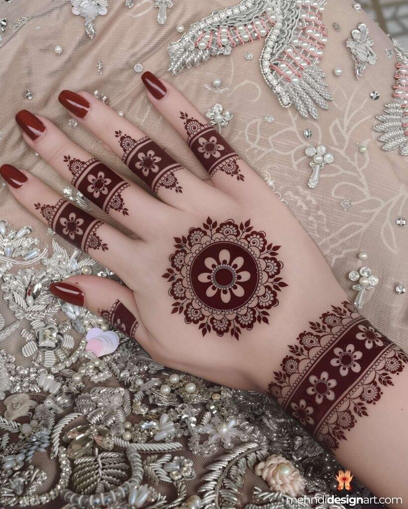 40+ Elegant Mehndi Designs: Timeless Beauty for Every Occasion 48