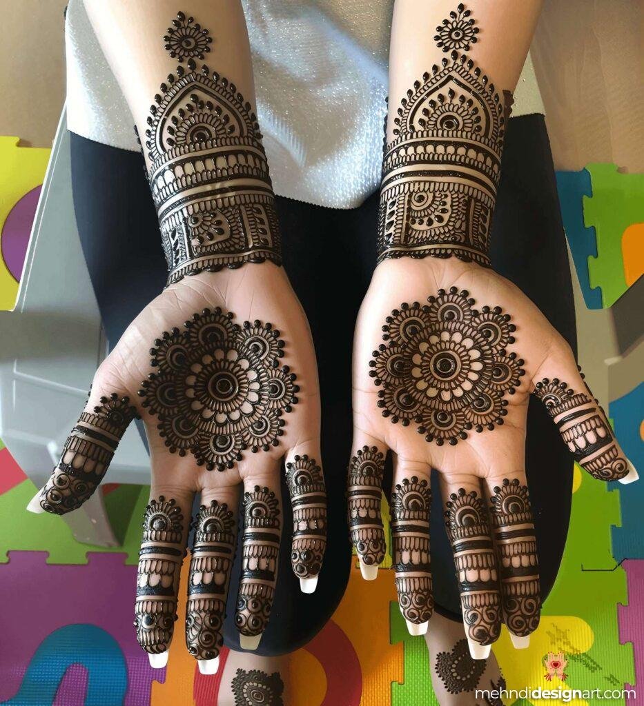 35 + Trendy Modern Royal Front Hand Mehndi Design 25