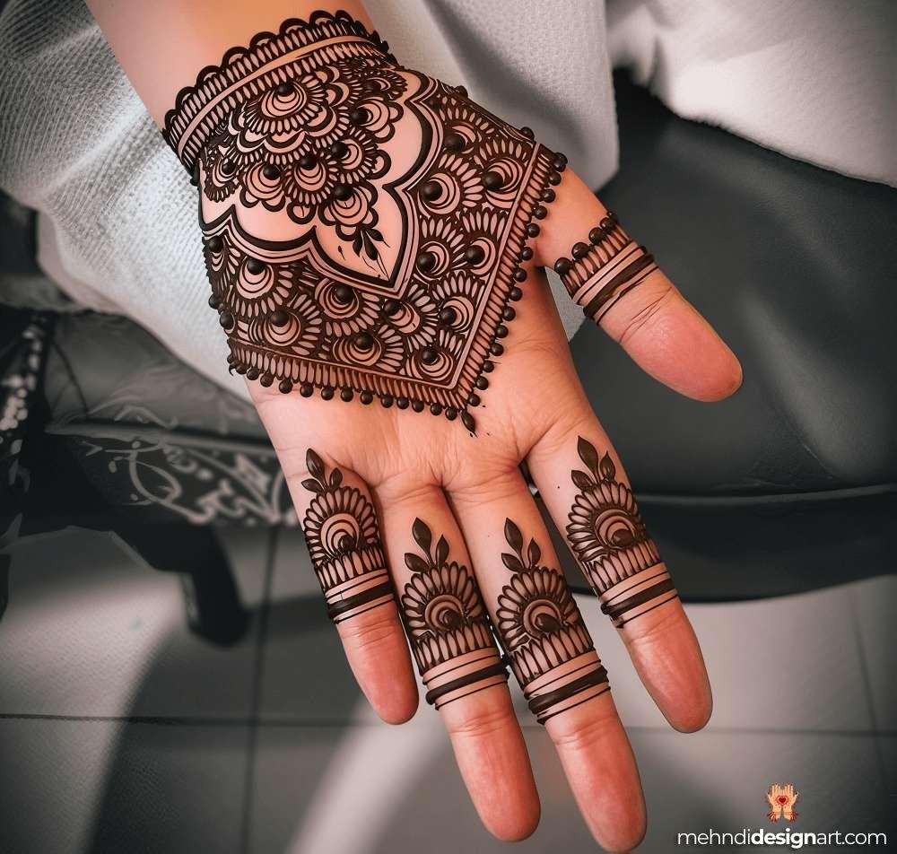 35 + Trendy Modern Royal Front Hand Mehndi Design 26