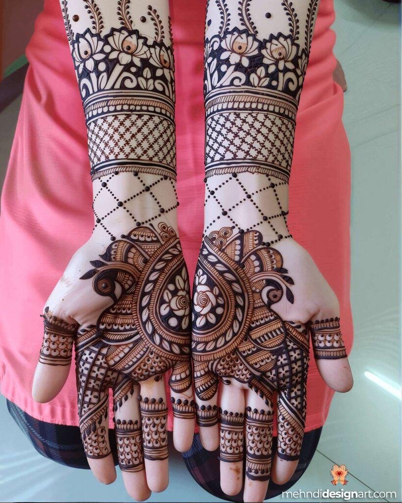 35 + Trendy Modern Royal Front Hand Mehndi Design 27