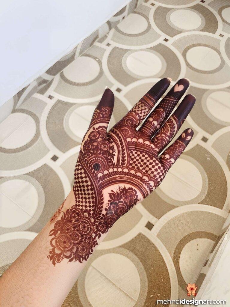 35 + Trendy Modern Royal Front Hand Mehndi Design 34