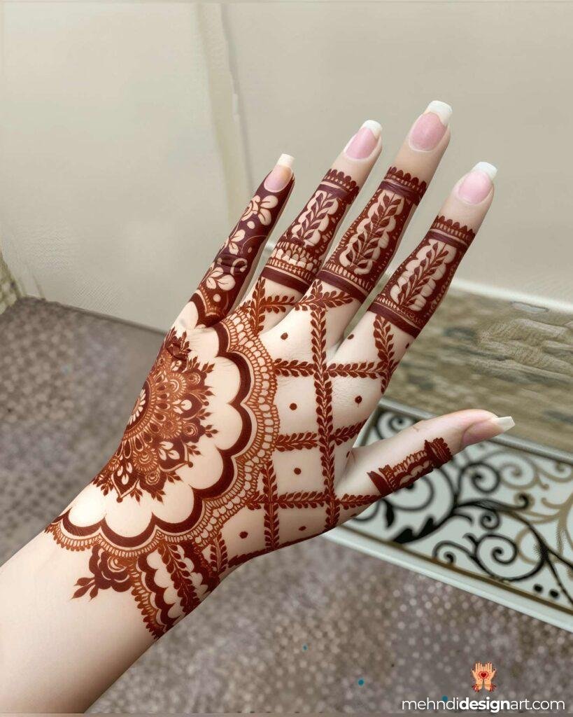 40+ Arabic Mehndi Designs for Full Hands: Timeless Elegance and Intricate Beauty 23