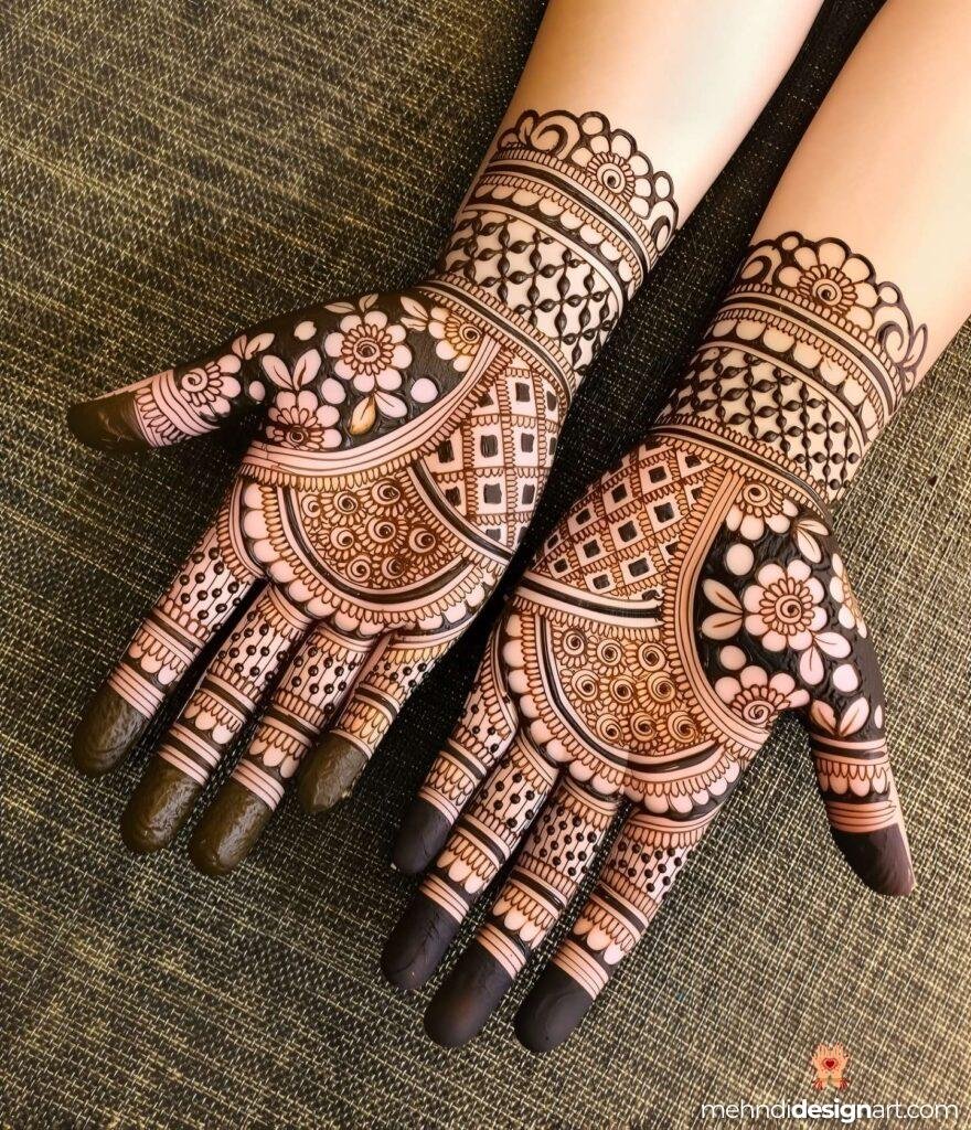35+ Beautiful Easy Full Palm Mehndi Designs for Every Occasion 40