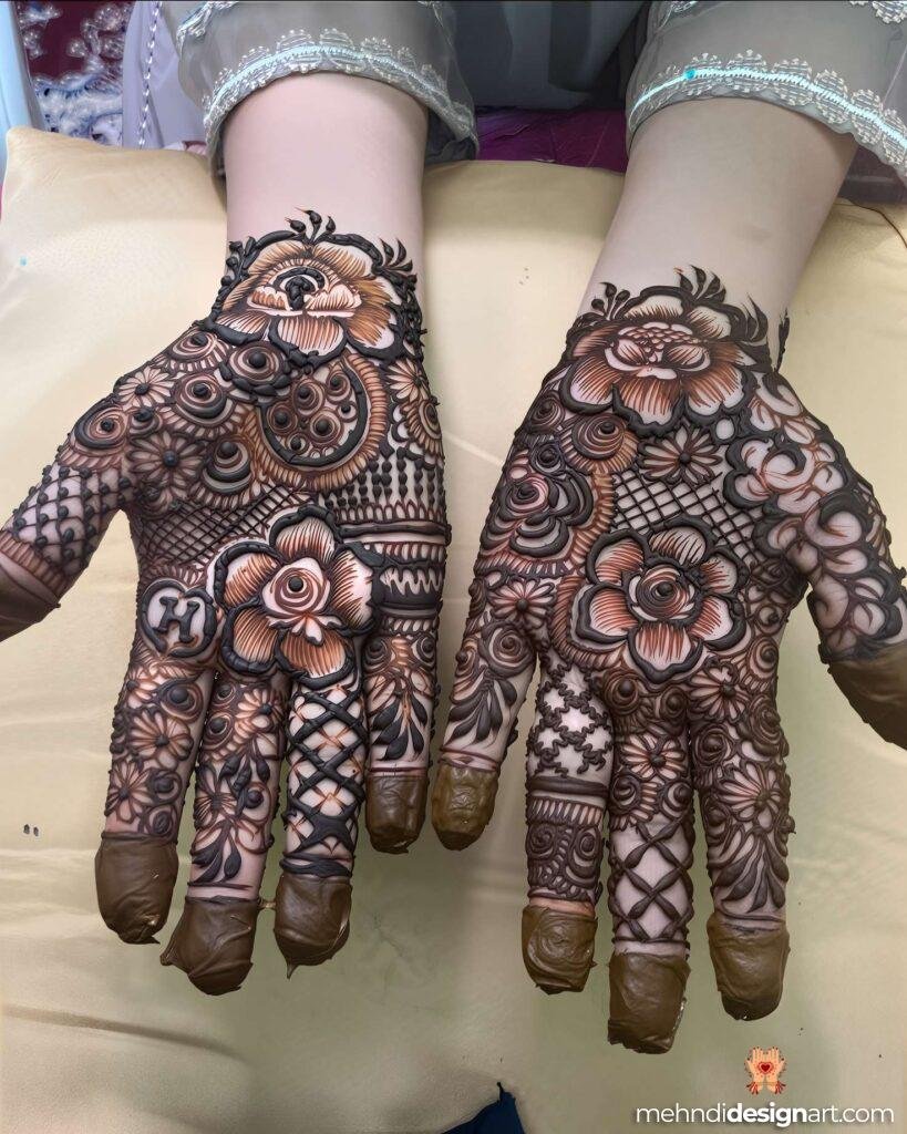 30+ Stunning Flower Stylish Back Hand Mehndi Design for Every Occasion 10