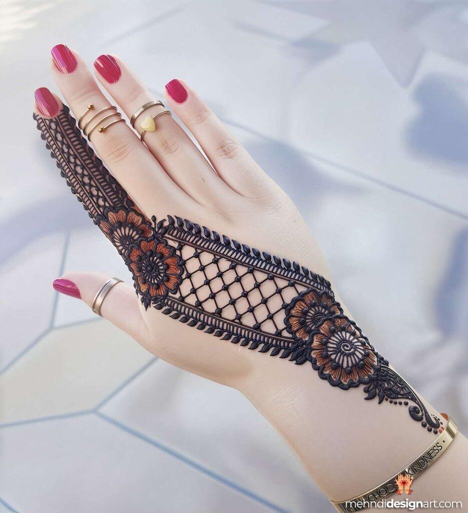 70+ Stylish Mehndi Design Back Hand: Elegant and Trendy Designs 27
