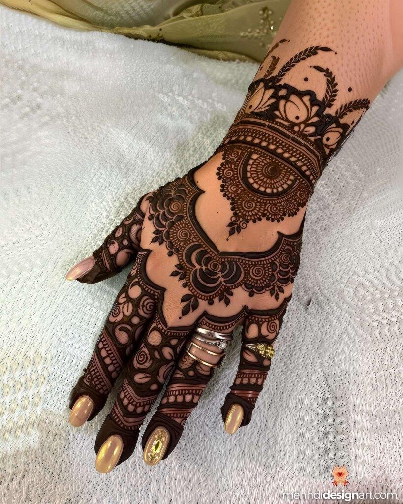70+ Stylish Mehndi Design Back Hand: Elegant and Trendy Designs 8