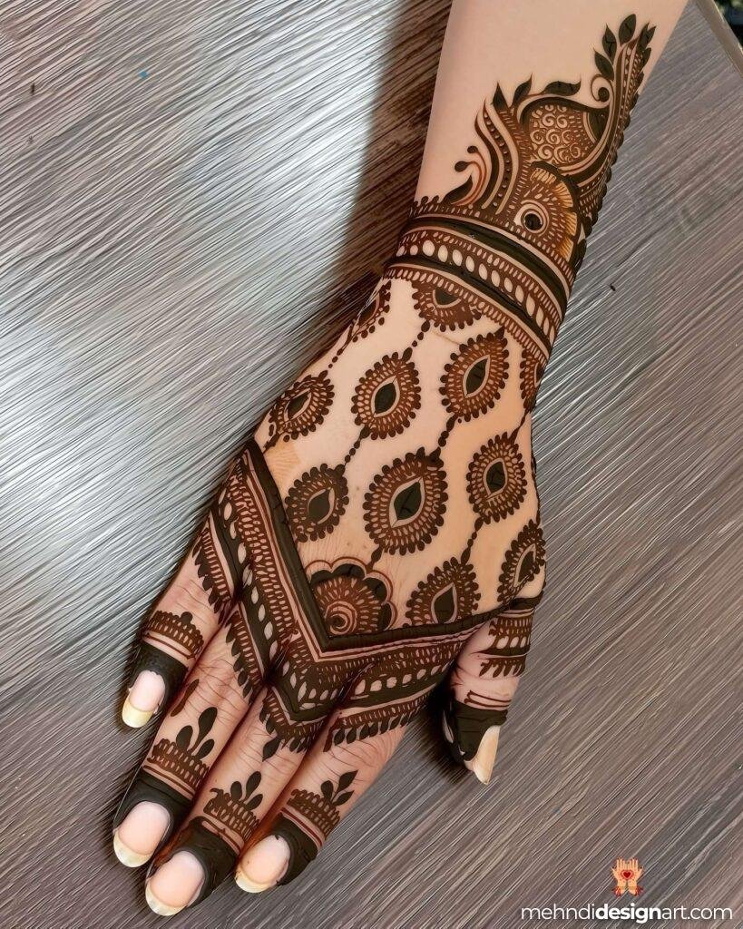 70+ Stylish Mehndi Design Back Hand: Elegant and Trendy Designs 70